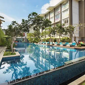 Ibis Styles Bali Benoa Отель