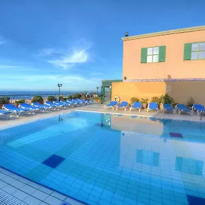 Golden Tulip Vivaldi Malta