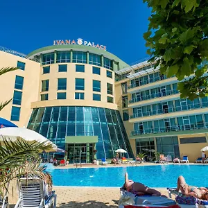 Ivana Palace - Free Parking Отель