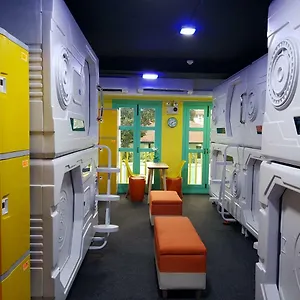 Galaxy Pods @ Chinatown Hotel Cápsula
