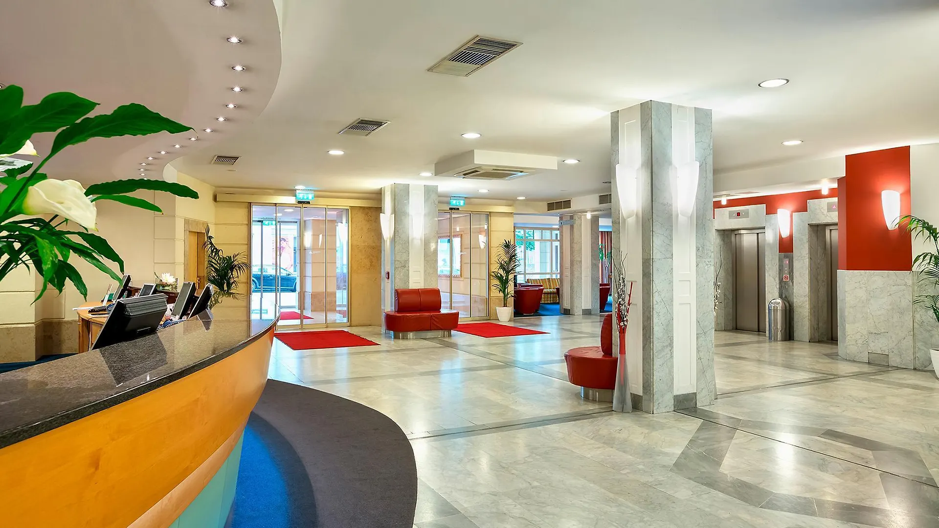Austria Trend Hotel Ananas Wien 4*,