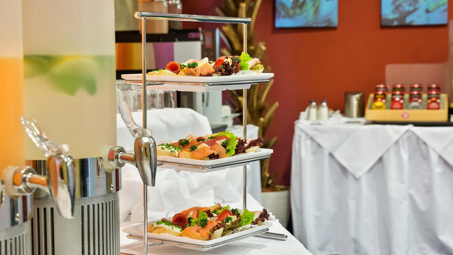 Austria Trend Hotel Ananas Wien 4*,  Österrike