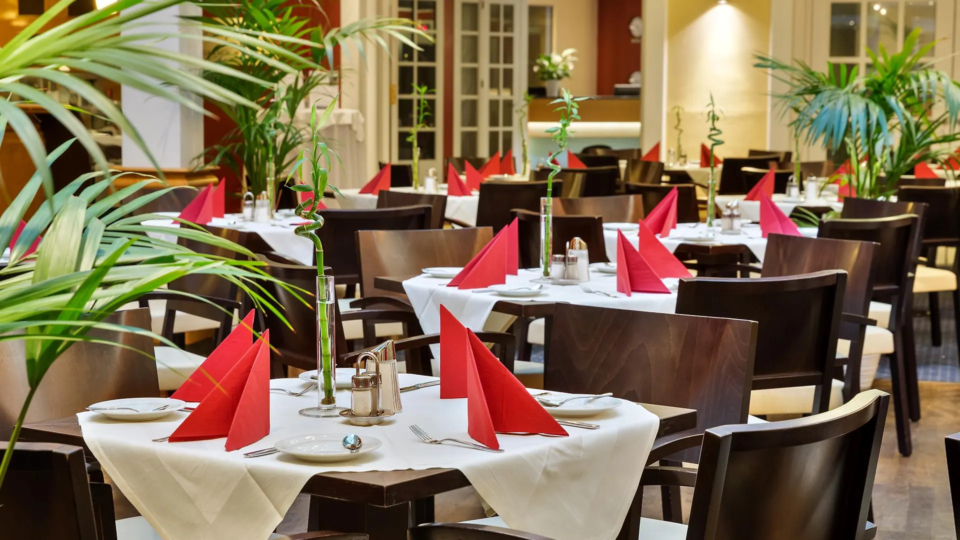 Austria Trend Hotel Ananas Wien 4*,