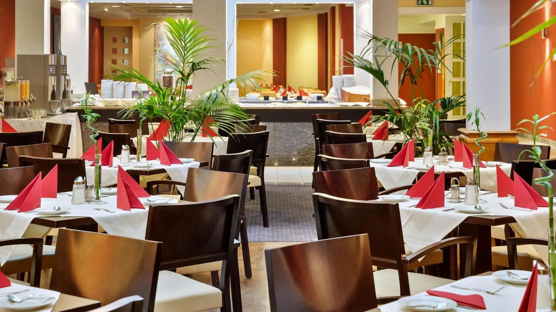 Austria Trend Hotel Ananas Wien 4*,