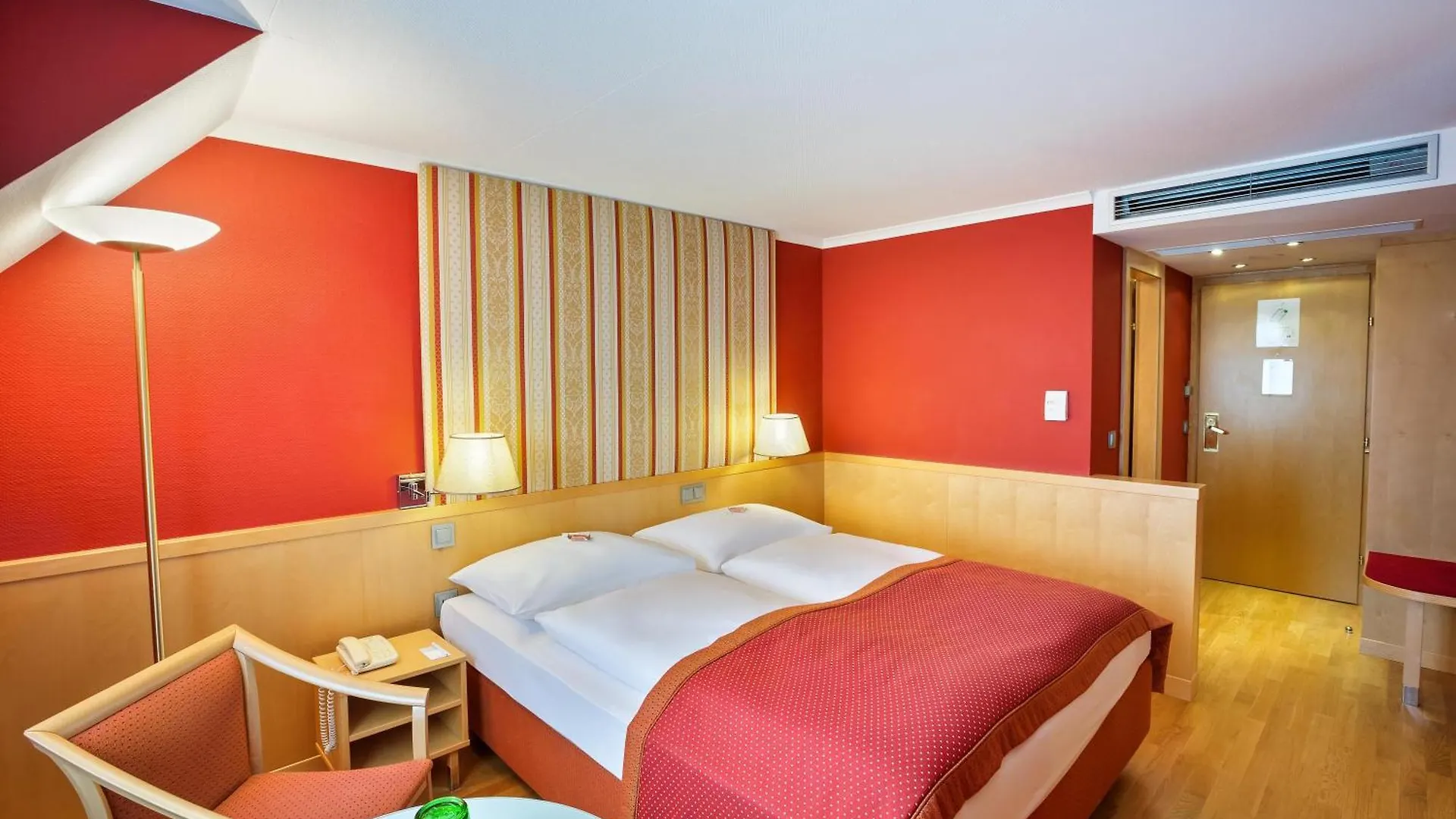Austria Trend Hotel Ananas Wien 4*,  Österrike